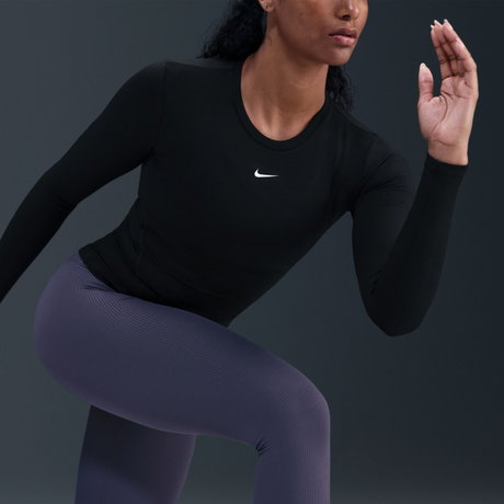 NIKE - One Dri-FIT Fitted LS Top Kadın Siyah Sweatshirt