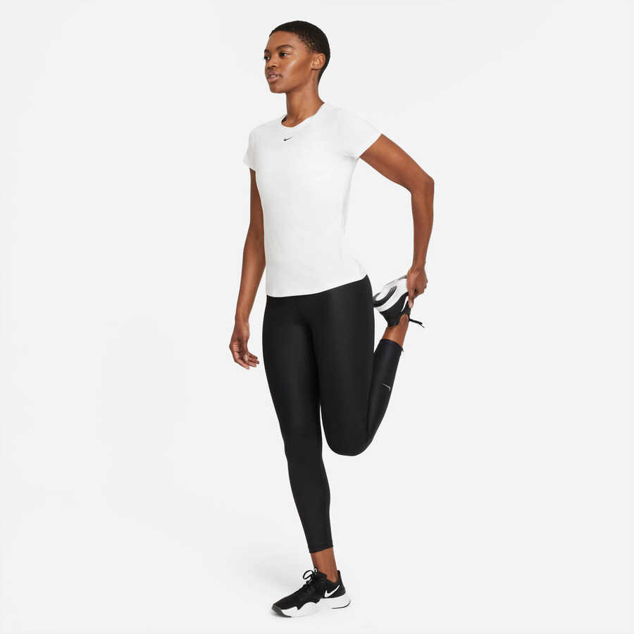 One Dri-FIT Short-Sleeve Slim Top Kadın Tişört
