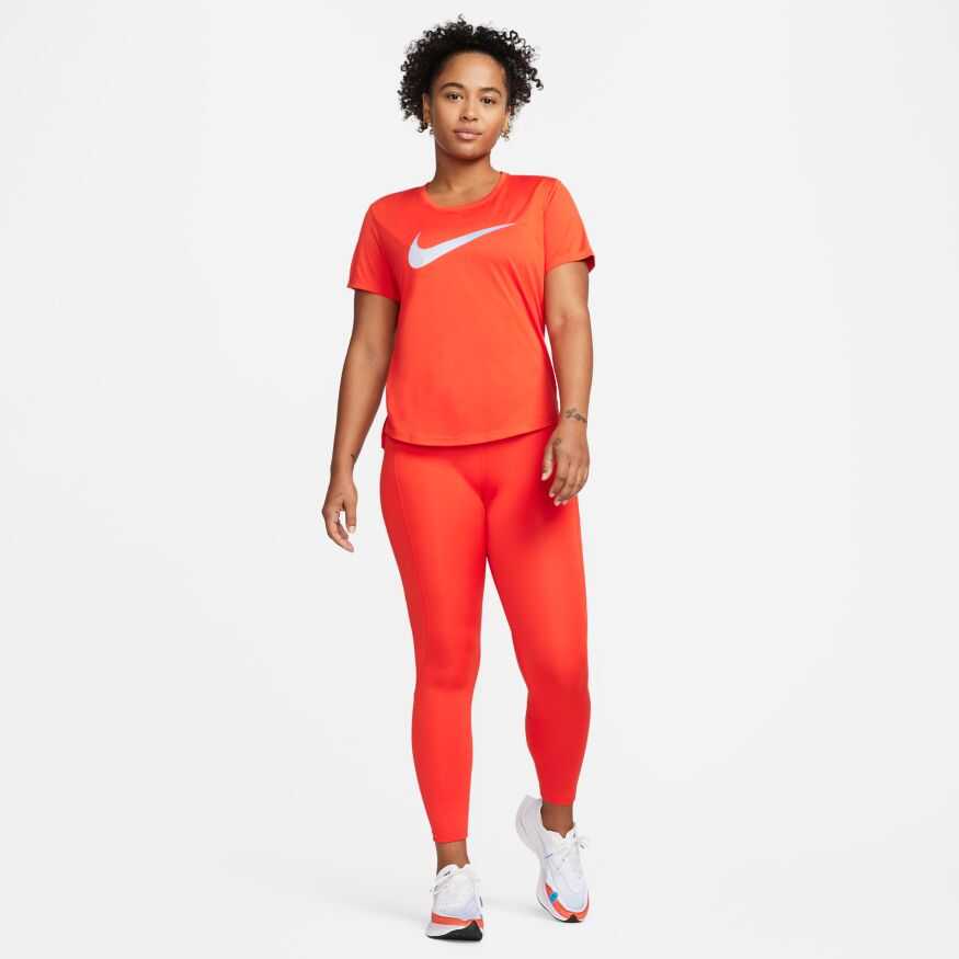 One Dri Fit Swoosh Hbr Kadın Tişört