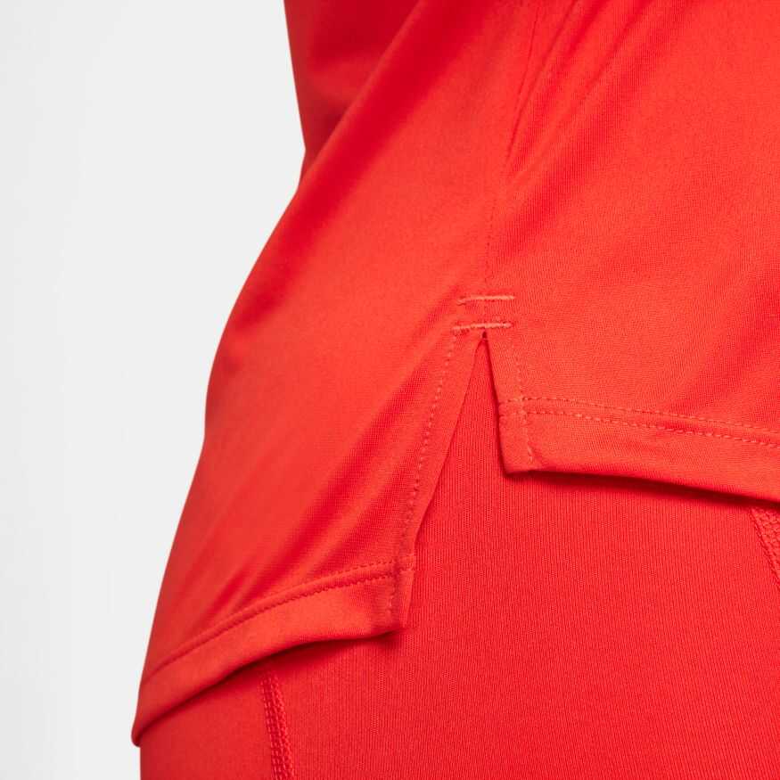 One Dri Fit Swoosh Hbr Kadın Tişört