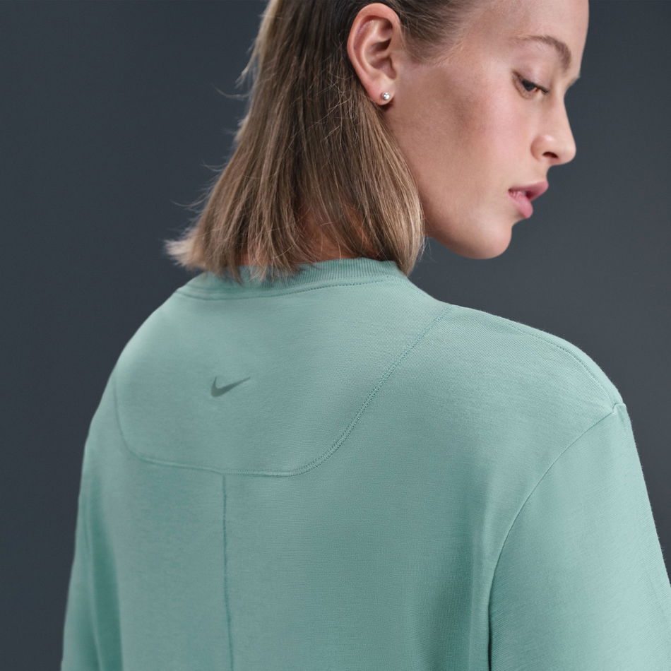 One Relaxed Dri-FIT SS Top Kadın Tişört