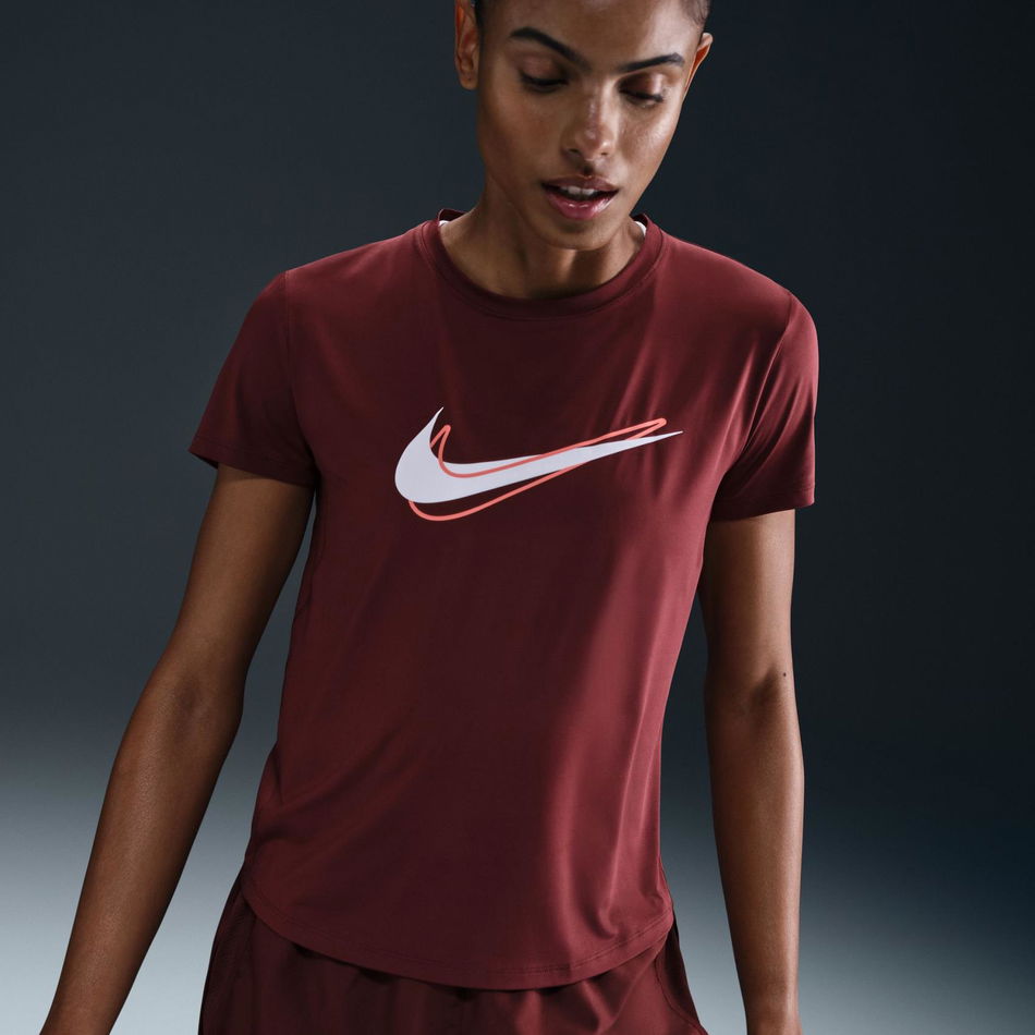 One Swoosh Dri-FIT Ss Top Kadın Kırmızı Tişört