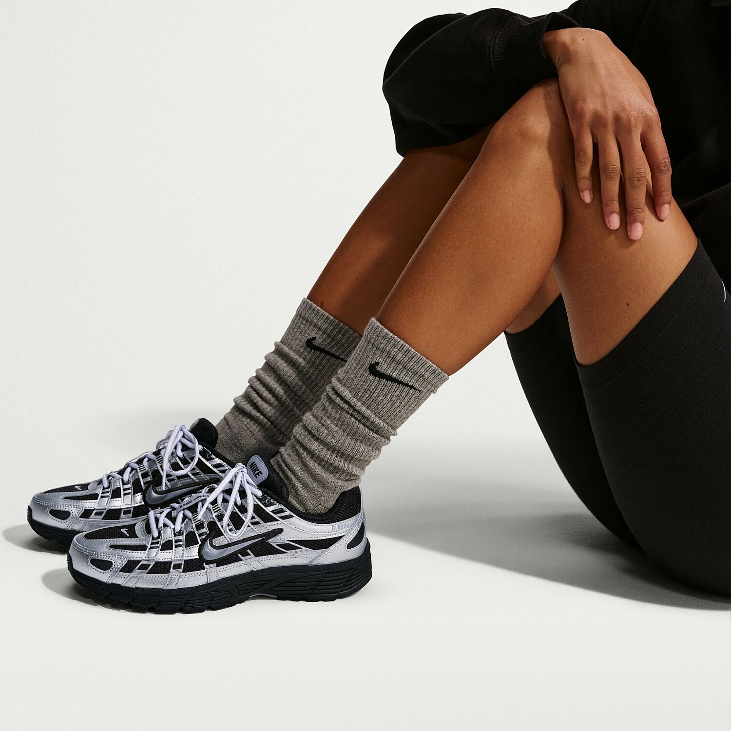 Женские кроссовки Nike P-6000 Sneaker
