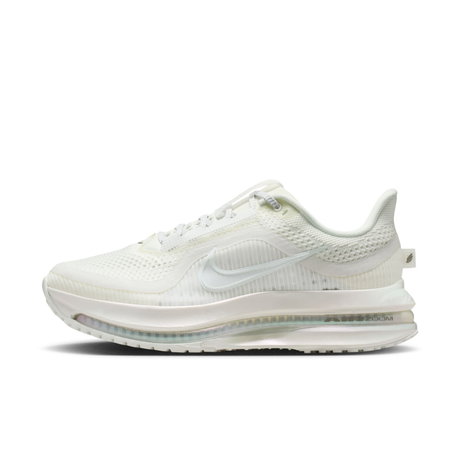 NIKE - Pegasus Premium Essential Kadın Koşu Ayakkabısı