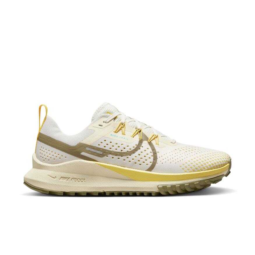 Nike Pegasus Trail 4 Kadın Koşu Ayakkabısı