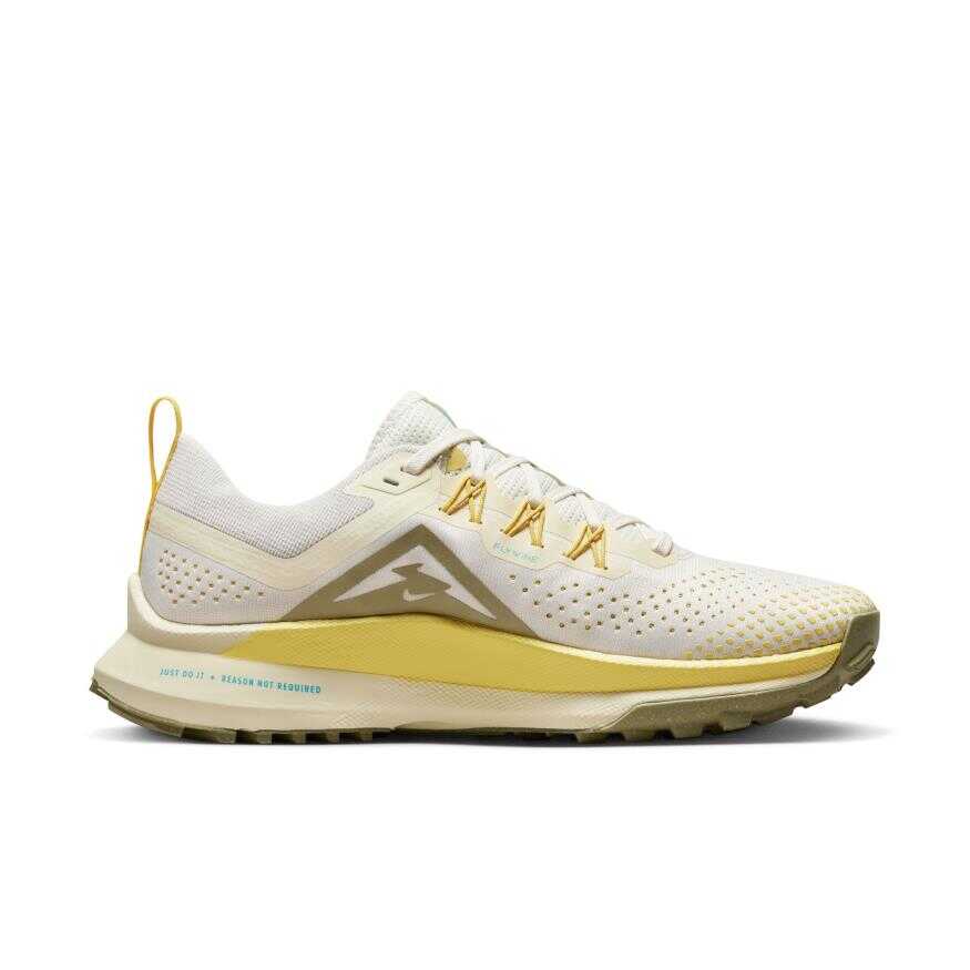 Nike Pegasus Trail 4 Kadın Koşu Ayakkabısı