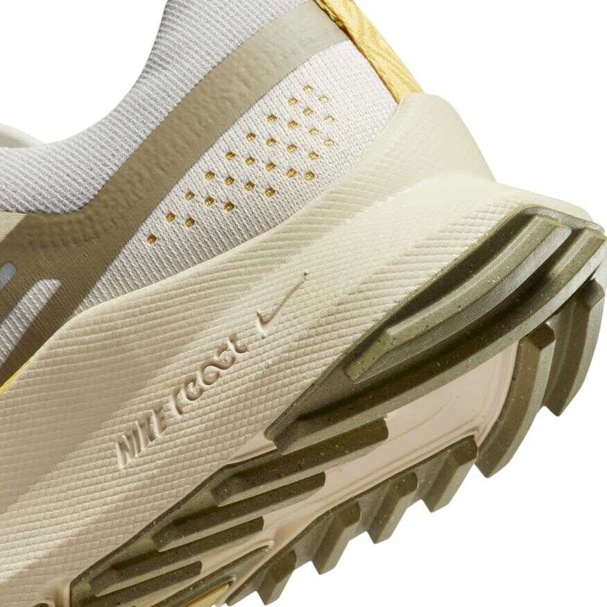 Nike Pegasus Trail 4 Kadın Koşu Ayakkabısı