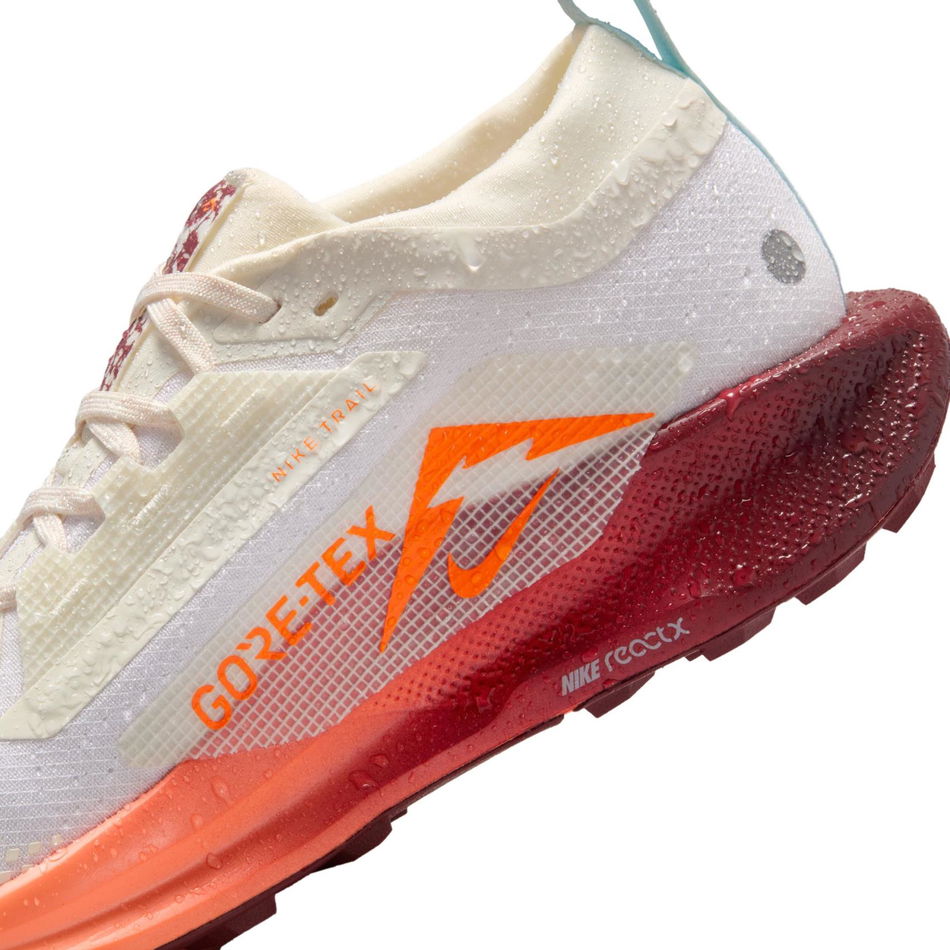 Pegasus Trail 5 GORE-TEX Kadın Koşu Ayakkabısı