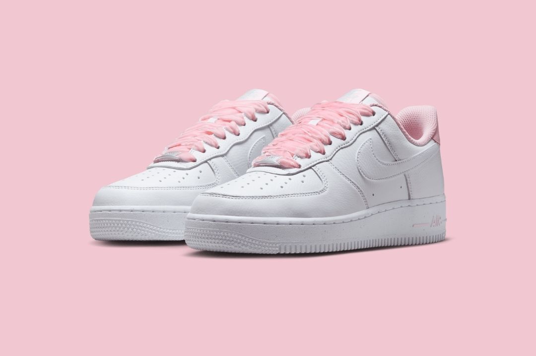 Nike Pembe Ayakkabı