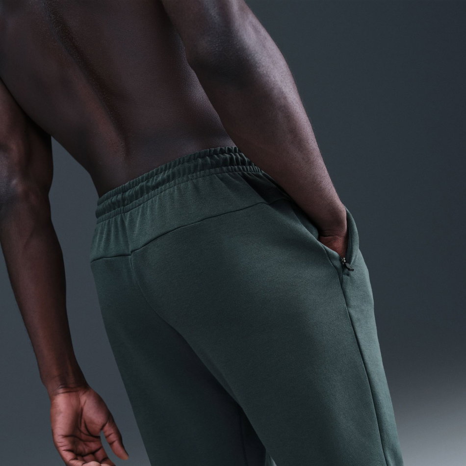 Primary Fleece Dri-FIT UV Jogger Pant Erkek Yeşil Eşofman Altı