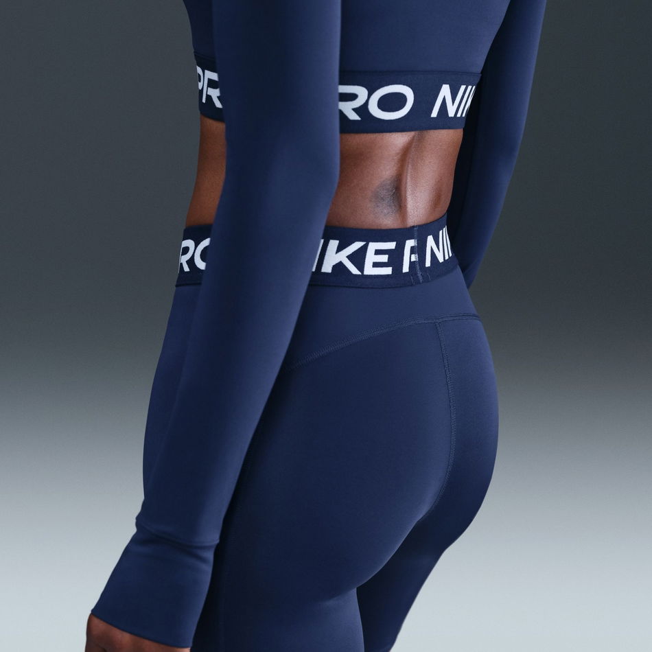 Nike Pro 365 8