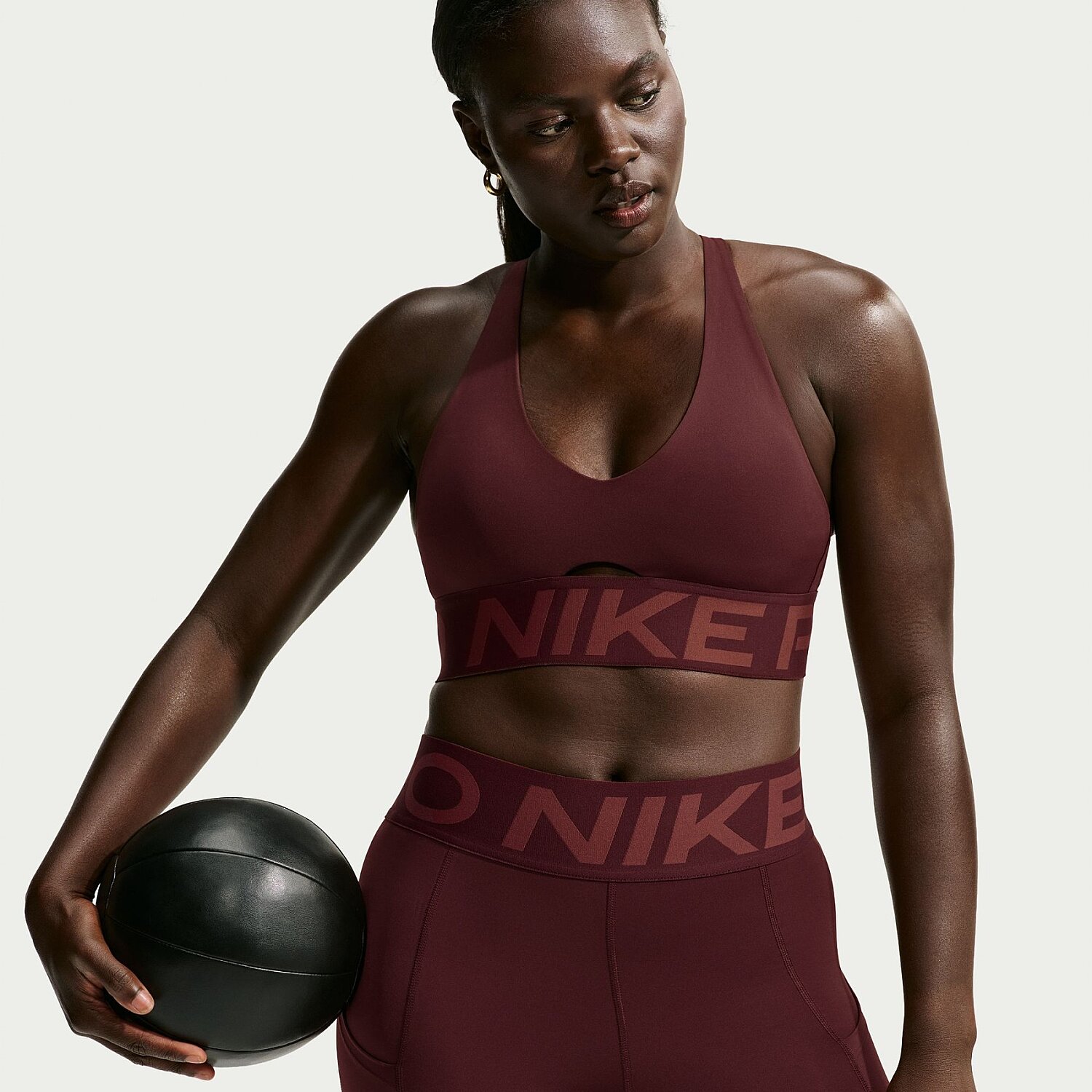 Женский спортивный бра Nike Pro Dri-FIT Sculpt Ms Bra Sporcu Sütyeni