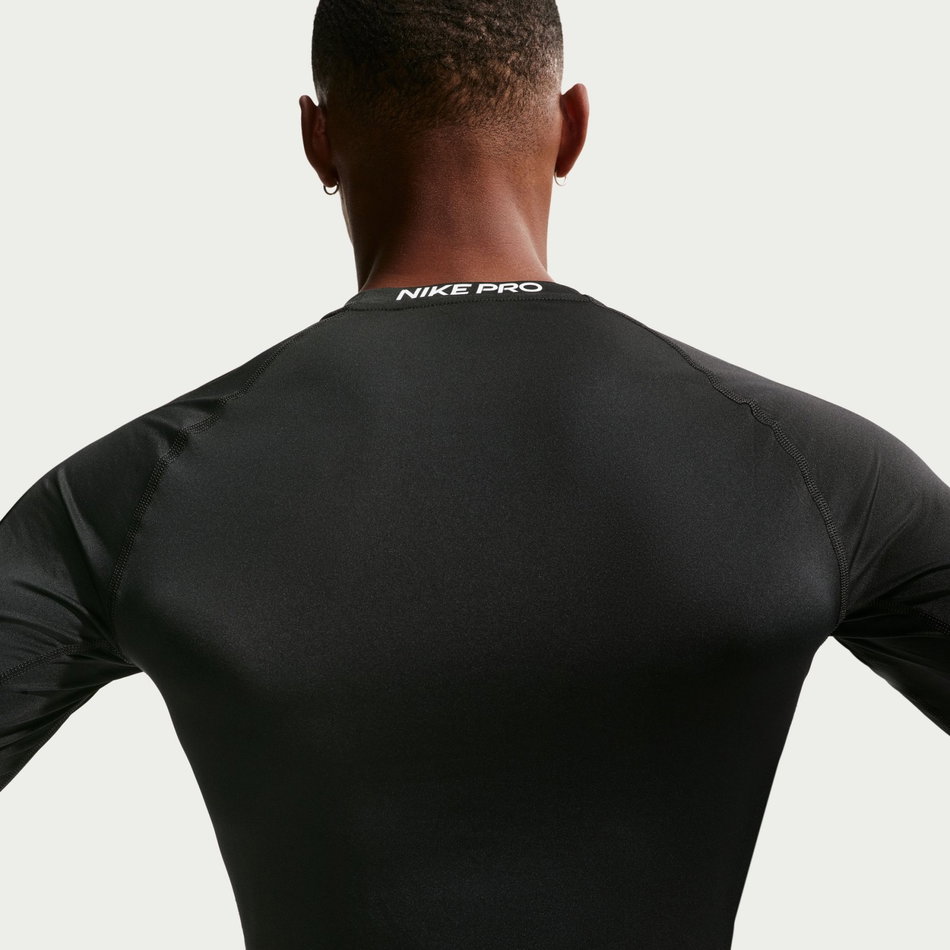 Nike Pro Dri-FIT Tight Top LS Erkek Siyah Uzun Kollu Tişört