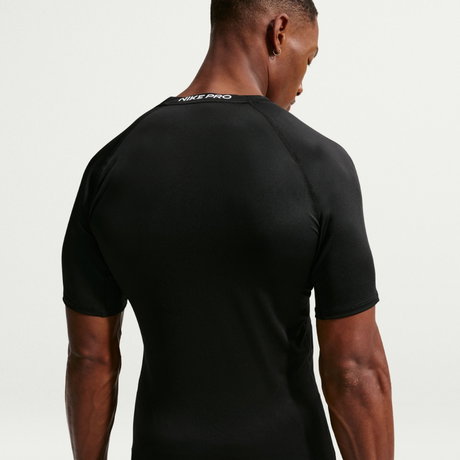 NIKE - Nike Pro Dri-FIT Tight Top Short-Sleeve Erkek Tişört (1)