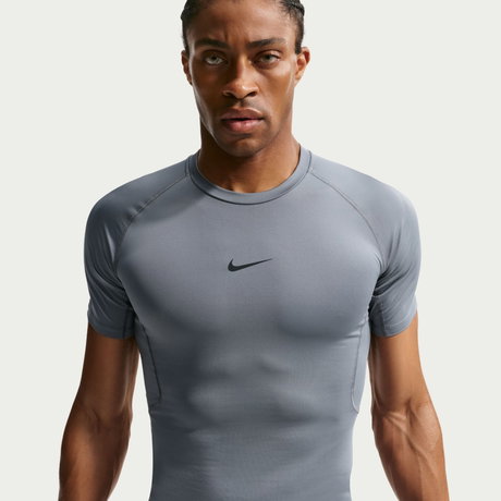 NIKE - Nike Pro Dri-FIT Tight Top Short-Sleeve Erkek Tişört