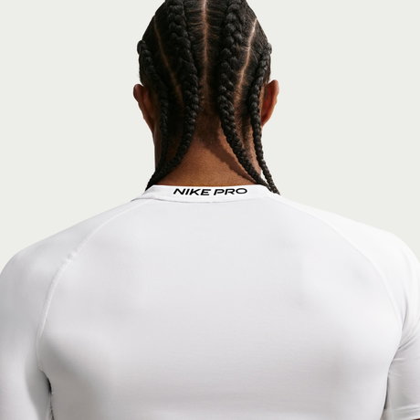 NIKE - Nike Pro Dri-FIT Tight Top Short-Sleeve Erkek Tişört (1)
