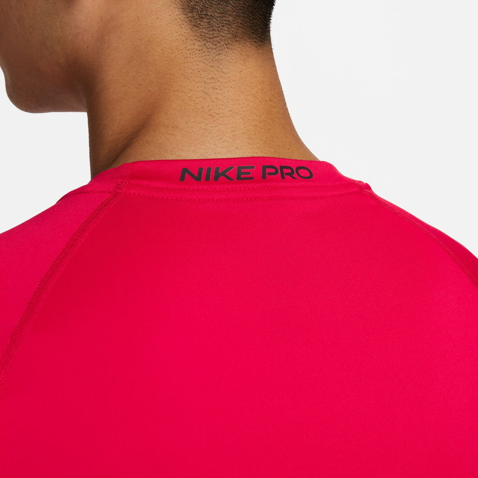 Nike Pro Dri-FIT Tight Top Ss Erkek Kırmızı Tişört