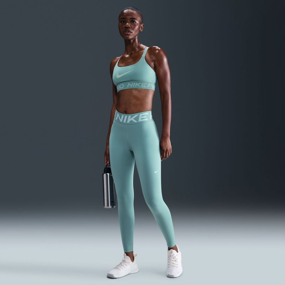 Nike Pro Hafif Destekli Pedsiz Bra Kadın Sporcu Sütyeni