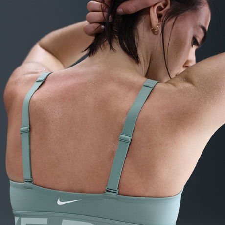 NIKE - Nike Pro Indy Plunge Orta Destekli Pedli Bra Kadın Sporcu Sütyeni (1)
