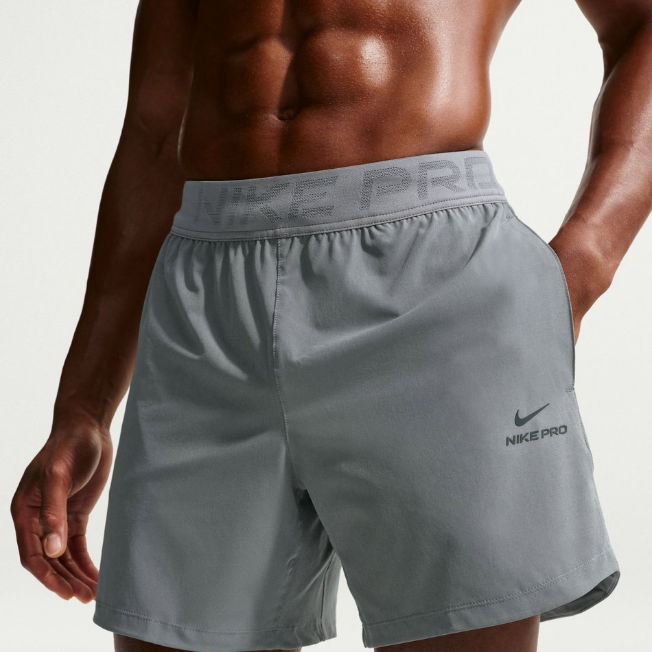Nike Pro Training Dri-FIT 6