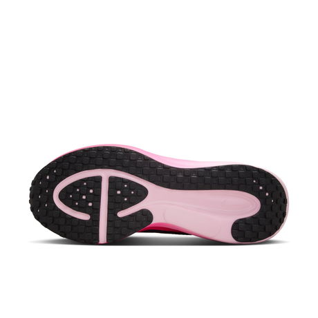 NIKE - Revolution 8 Pembe Kadın Koşu Ayakkabısı (1)