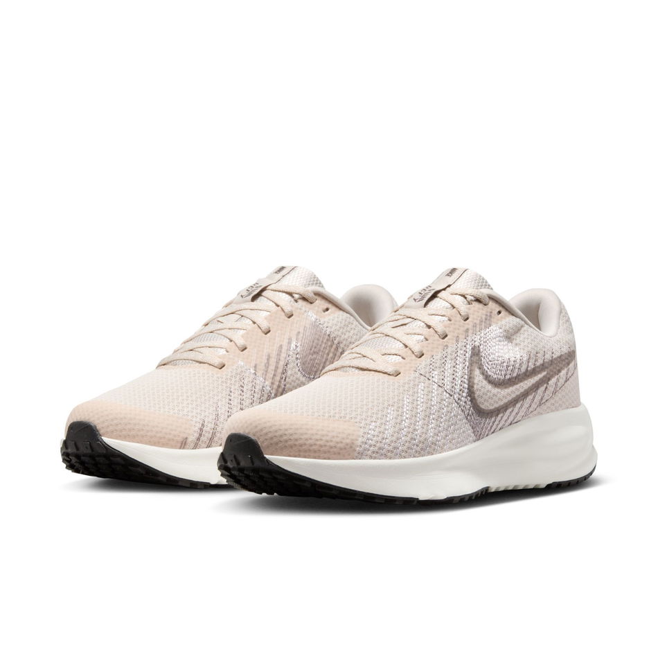 Run Defy Kadın Bej Koşu Ayakkabısı