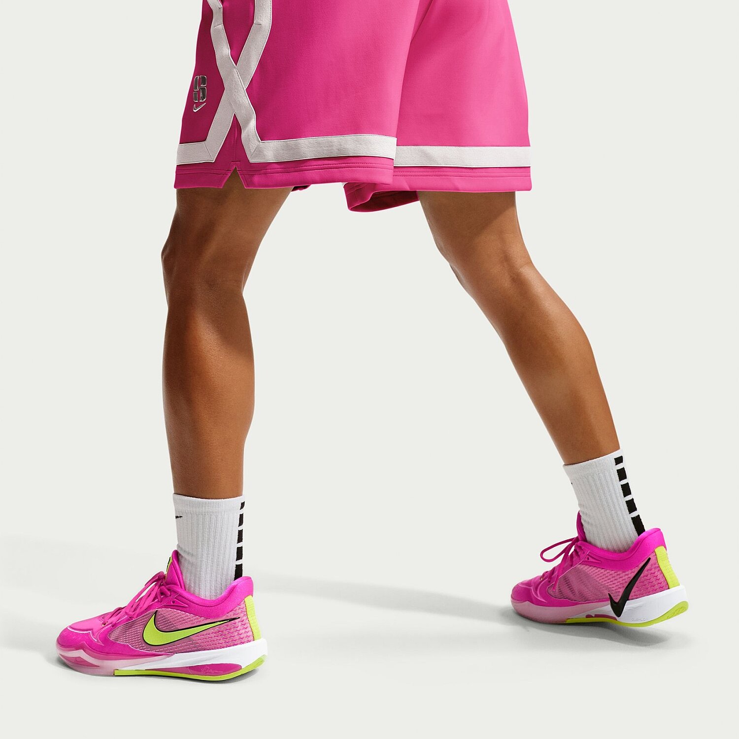 Женские кроссовки Nike Sabrina 4 'The Switch' Basketbol для баскетбола