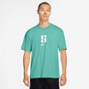 NIKE - Sabrina Put In Work Dri-FIT Tee Erkek Yeşil Tişört (1)