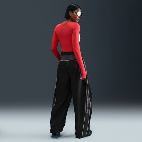 NIKE - Shox Full Length Pant Kadın Dokuma Siyah Eşofman Altı (1)