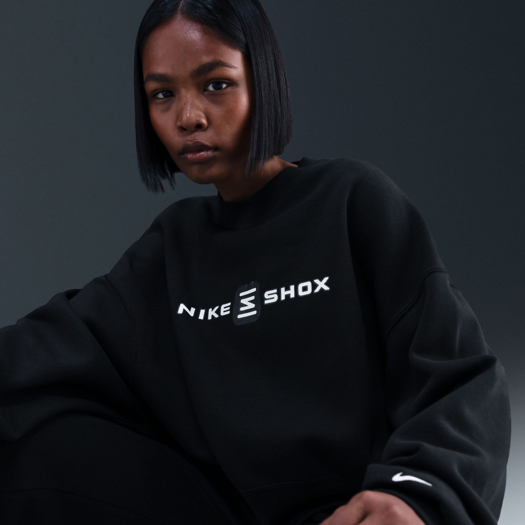 Nike Shox Phoenix Fleece Kadın Siyah Sweatshirt IO2245-010