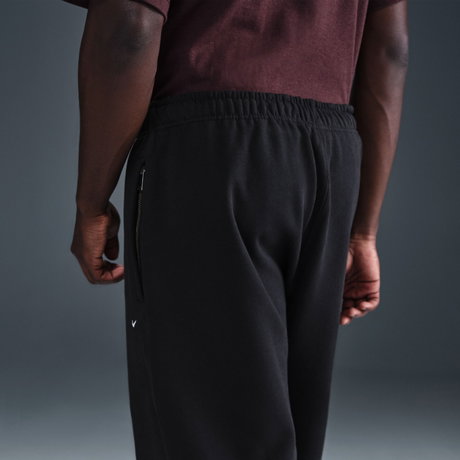 NIKE - Solo Swoosh Bb Cf Pant Erkek Siyah Eşofman Altı (1)