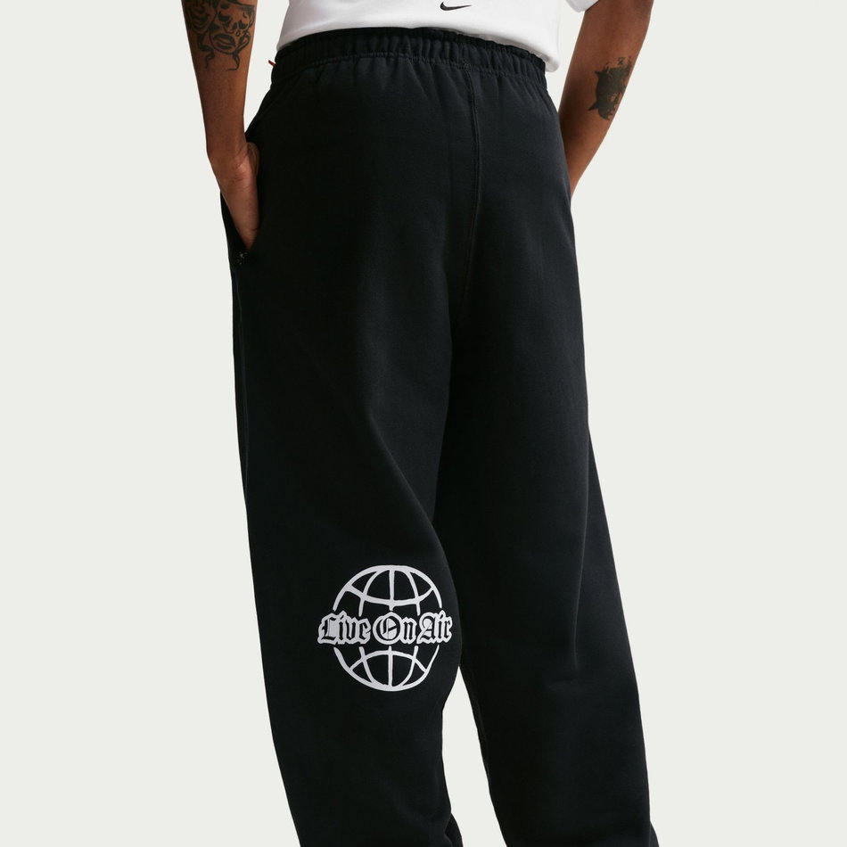 Solo Swoosh Fleece Cuffed Pant Erkek Siyah Eşofman Altı