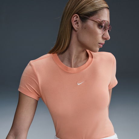 NIKE - Nike Sportswear Chill Knit Crop Kadın Tişört