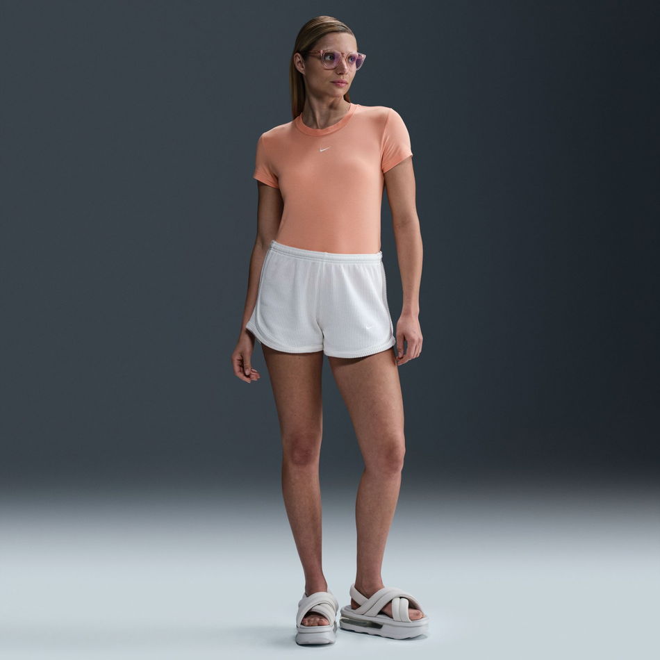 Nike Sportswear Chill Knit Crop Kadın Tişört