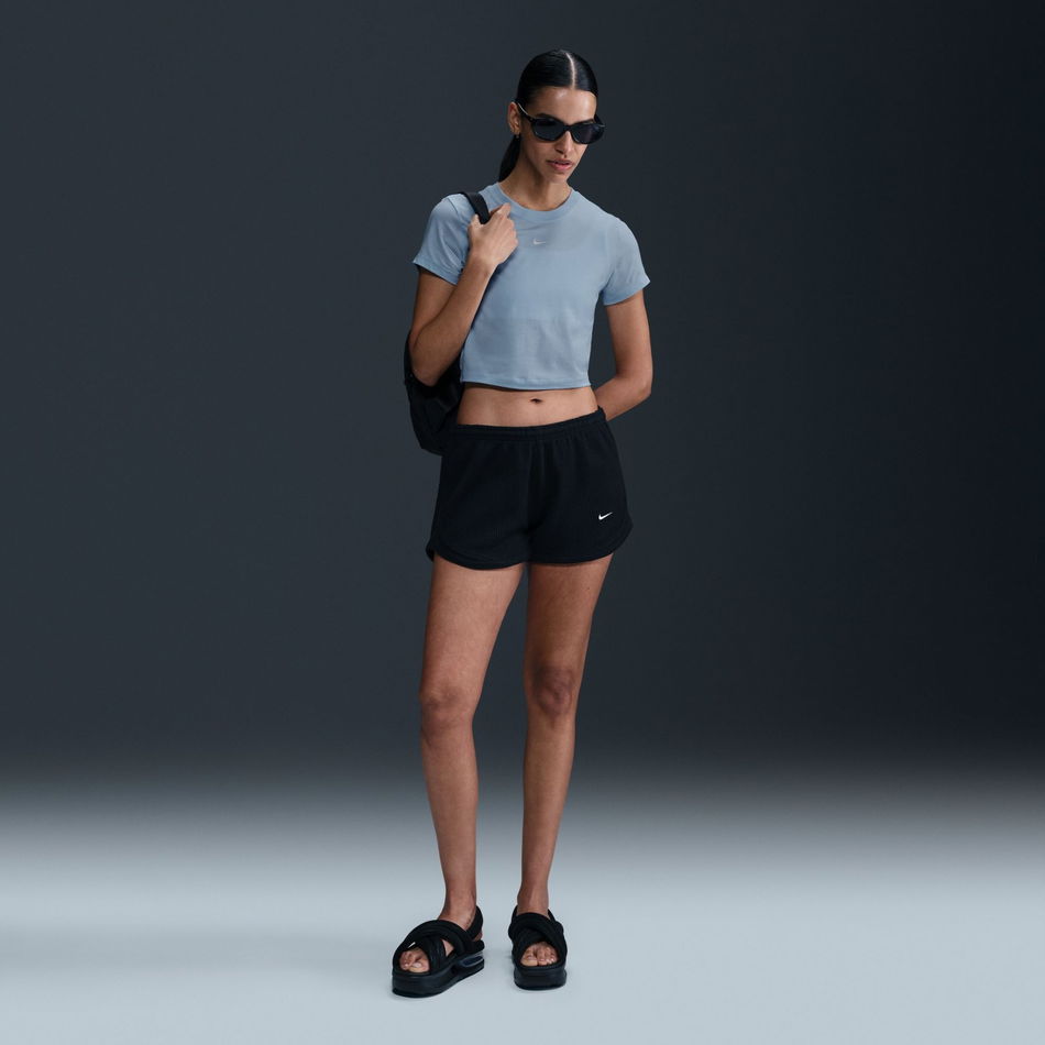 Nike Sportswear Chill Knit Crop Kadın Tişört
