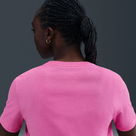 NIKE - Nike Sportswear Club SS Tee Icon Futura Kadın Pembe Tişört (1)