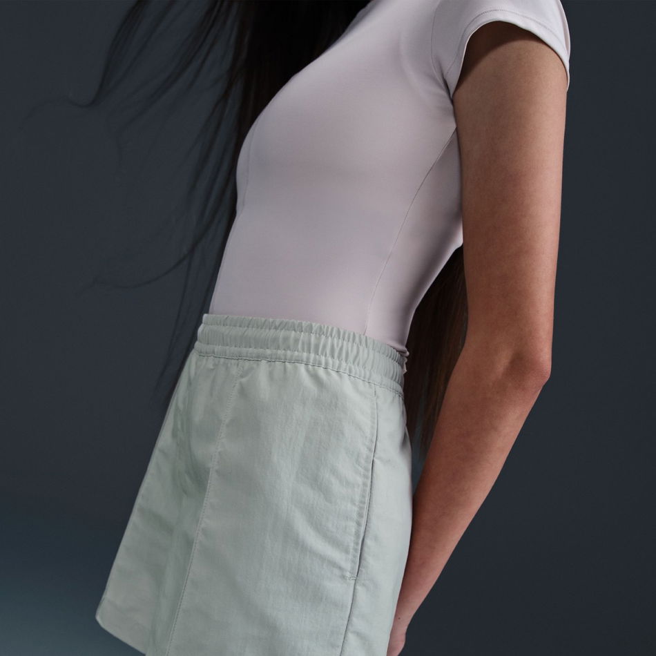 Nike Sportswear Essential 5