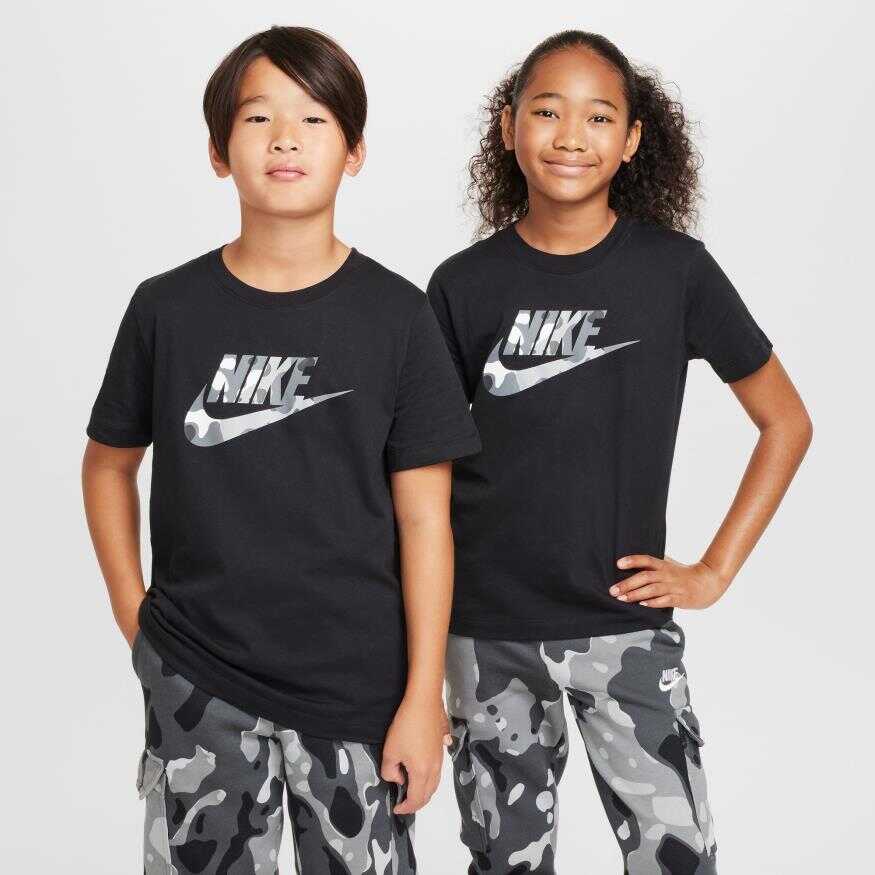 Nike Sportswear Tee Club Essential Camo Çocuk Tişört