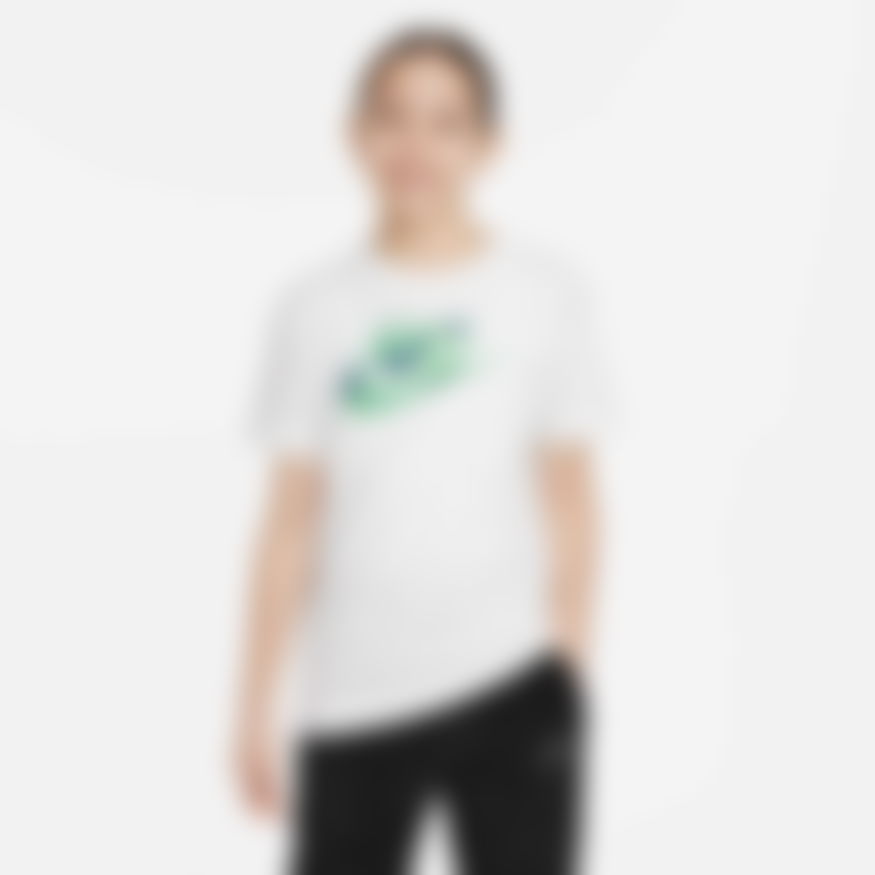 NIKE - NSW Tee Club Seasonal Camo Çocuk Tişört