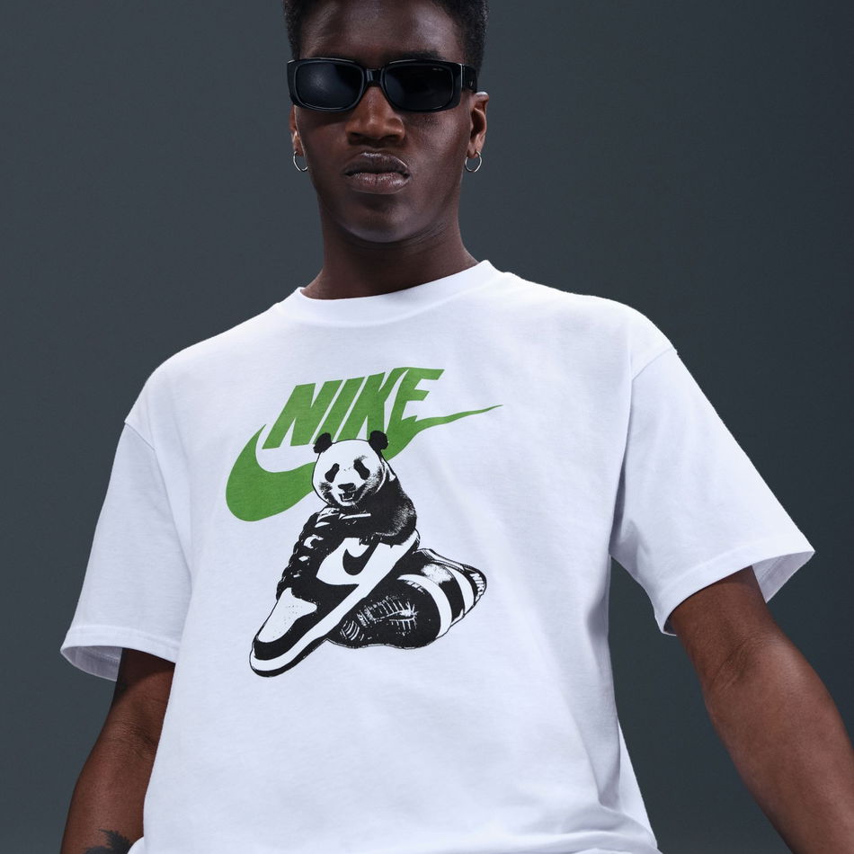 Nike Sportswear Tee Erkek Beyaz Tişört