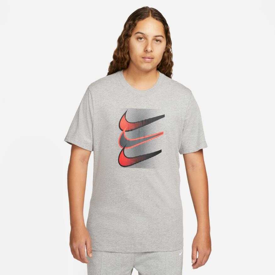 Nike swoosh t hotsell