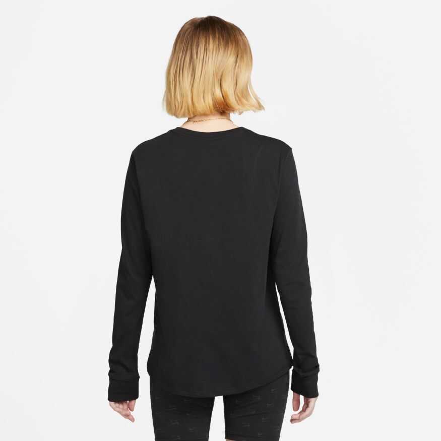 NSW Tee Essential Kadın Sweatshirt