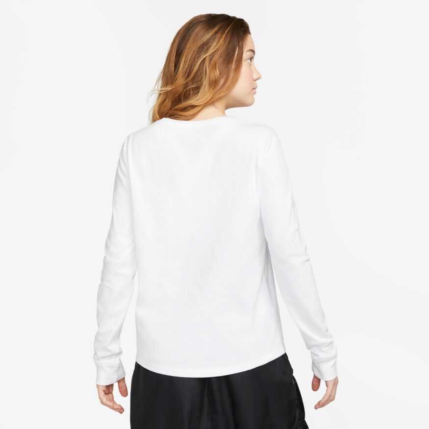 NSW Tee Essential Kadın Sweatshirt