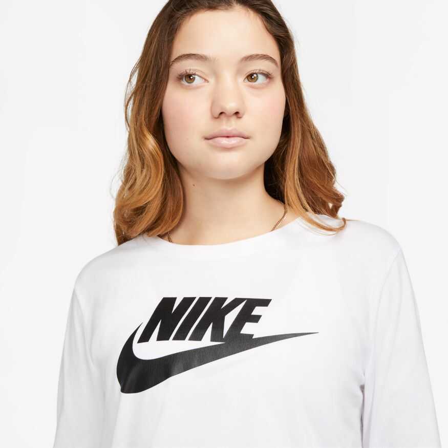 NSW Tee Essential Kadın Sweatshirt