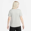 NIKE - NSW Tee Essential Kadın Tişört (1)