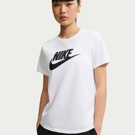 NIKE - NSW Tee Essential Kadın Tişört