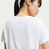 NIKE - NSW Tee Essential Kadın Tişört (1)