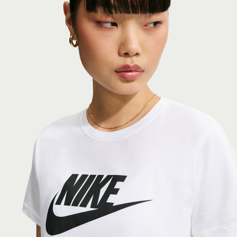 NSW Tee Essential Kadın Tişört
