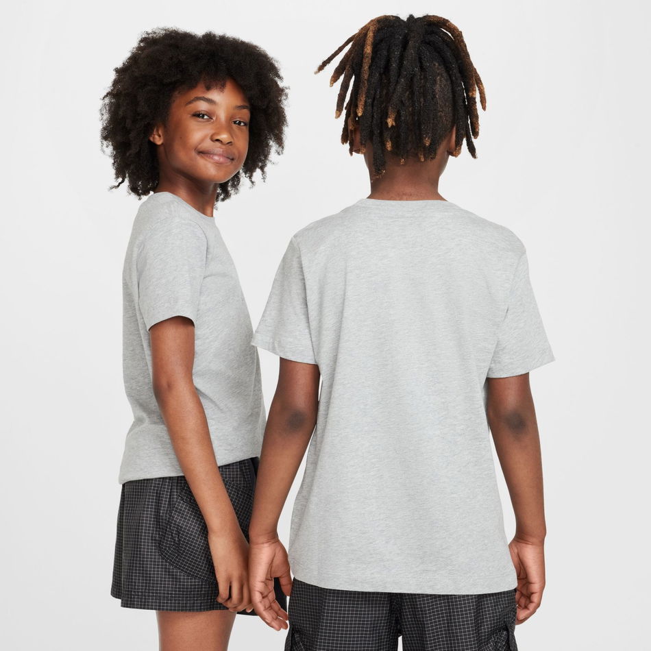 Nike Sportswear Tee Futura Çocuk Gri Tişört