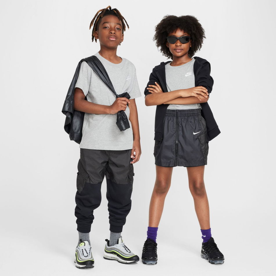 Nike Sportswear Tee Futura Çocuk Gri Tişört